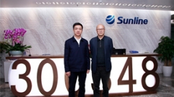 上海市委金融辦常務(wù)副主任周小全一行到訪長亮科技參觀調(diào)研